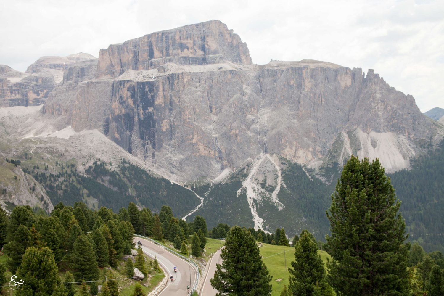 Dolomites Italy Hiking Roadtrip Route - Nowhere & Everywhere - Lis Dingjan Sustainable Eco Dolomiti Europe