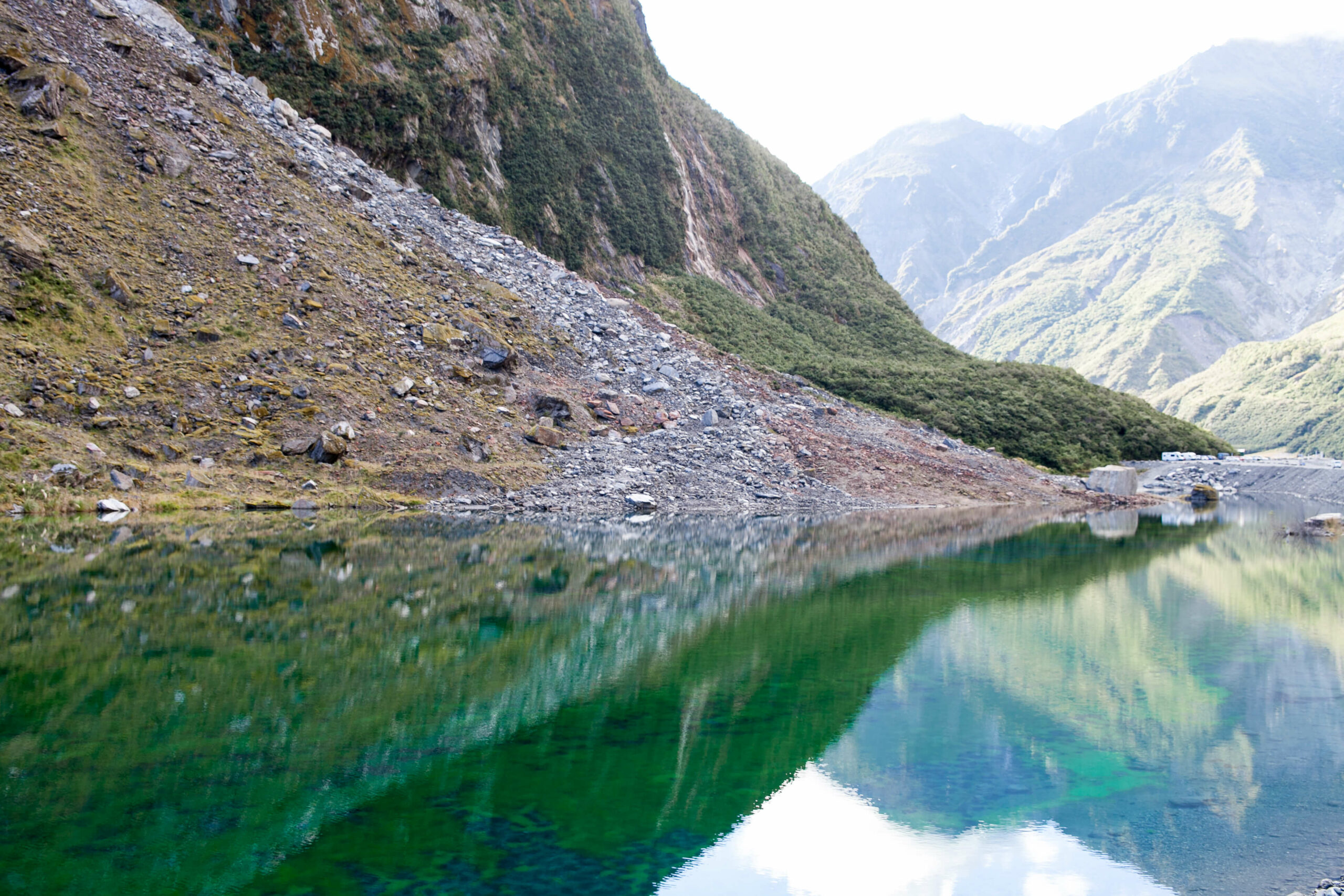 Nowhere & Everywhere - New Zealand South Island Road Trip Franz Josef Fox Glacier Lake Matheson - Lis Dingjan Sustainable Eco Green Slow Travel